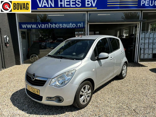 Opel Agila - Afbeelding 2 van 28