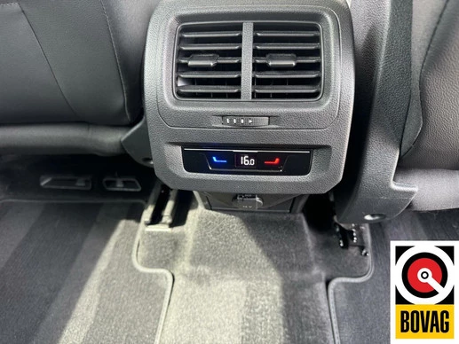 Volkswagen Touran - Afbeelding 17 van 29
