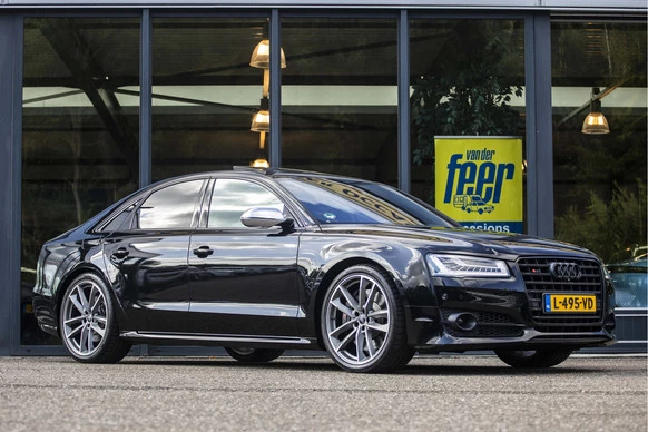 Audi S8 - Afbeelding 1 van 30