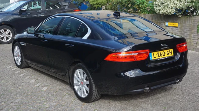 Jaguar XE - Afbeelding 4 van 30