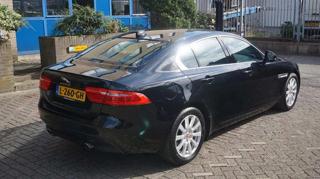 Jaguar XE - Afbeelding 6 van 30