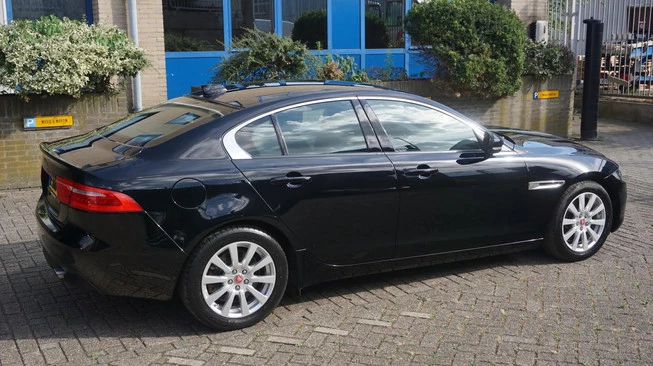 Jaguar XE - Afbeelding 7 van 30