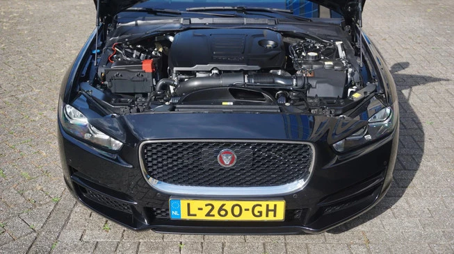 Jaguar XE - Afbeelding 13 van 30