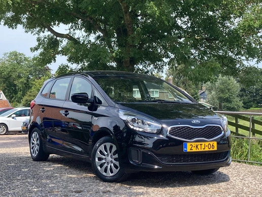 Kia Carens - Afbeelding 1 van 28