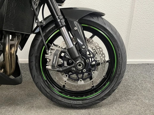 Kawasaki Z1000 - Afbeelding 5 van 19