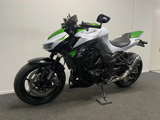 Kawasaki Z1000 - Afbeelding 11 van 19