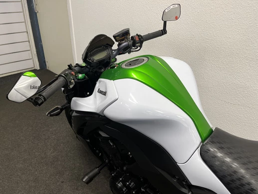 Kawasaki Z1000 - Afbeelding 17 van 19