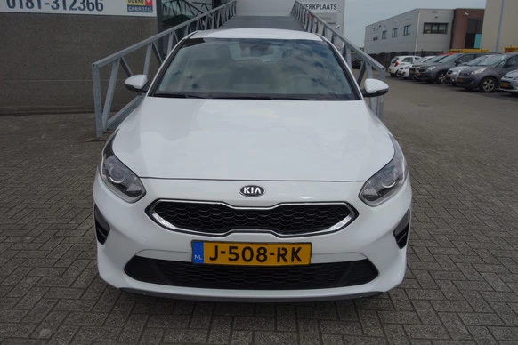 Kia Ceed - Afbeelding 10 van 24