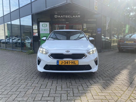 Kia Ceed - Afbeelding 1 van 24