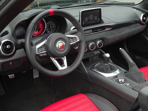 Abarth 124 Spider - Afbeelding 15 van 30