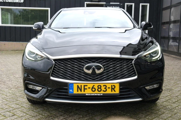 Infiniti Q - Afbeelding 16 van 30