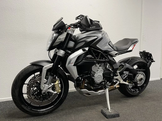 MV Agusta Dragster - Afbeelding 13 van 21