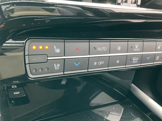 Toyota Mirai - Afbeelding 14 van 30