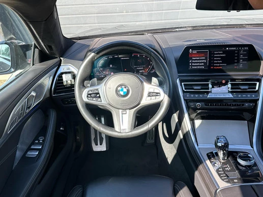 BMW 8 Serie - Afbeelding 16 van 30