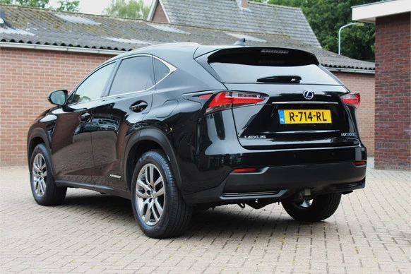 Lexus NX - Afbeelding 2 van 30