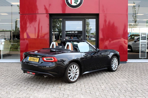 Fiat 124 Spider - Afbeelding 4 van 10