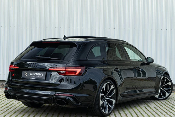 Audi RS4 - Afbeelding 4 van 30