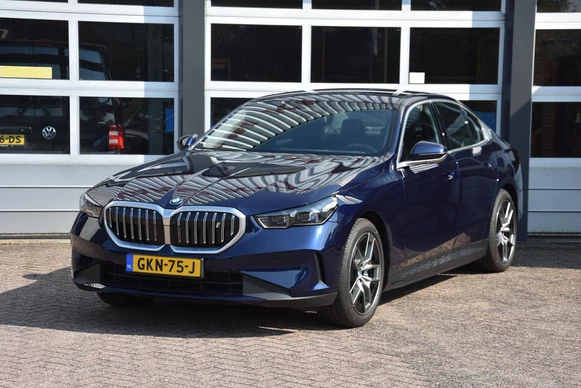 BMW i5