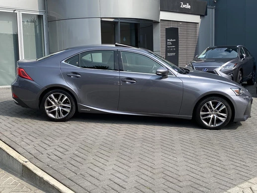 Lexus IS - Afbeelding 2 van 30