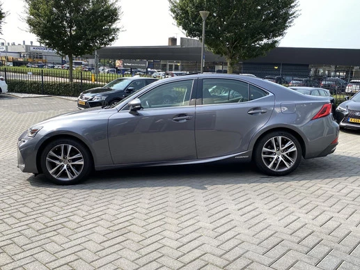 Lexus IS - Afbeelding 6 van 30