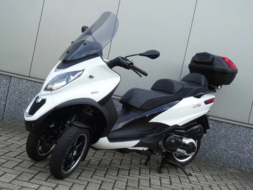 Piaggio MP3 - Afbeelding 13 van 15