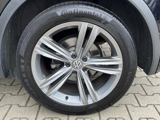 Volkswagen Tiguan - Afbeelding 12 van 25