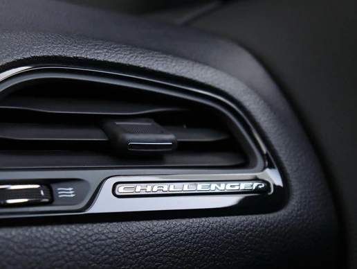 Dodge Challenger - Afbeelding 29 van 30