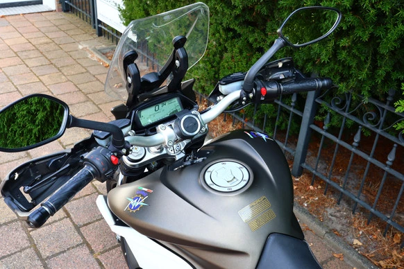 MV Agusta Stradale - Afbeelding 15 van 25