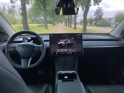 Tesla Model Y - Afbeelding 11 van 21