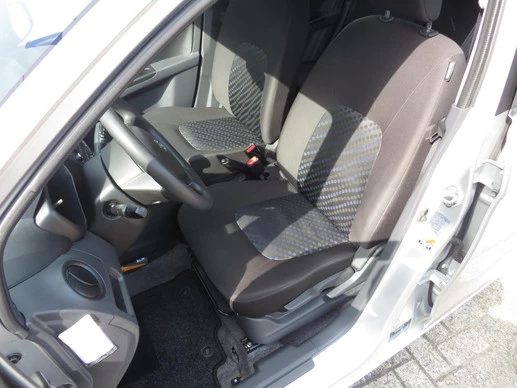 Suzuki Celerio - Afbeelding 5 van 22