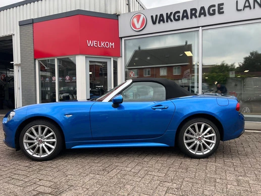 Fiat 124 Spider - Afbeelding 4 van 24