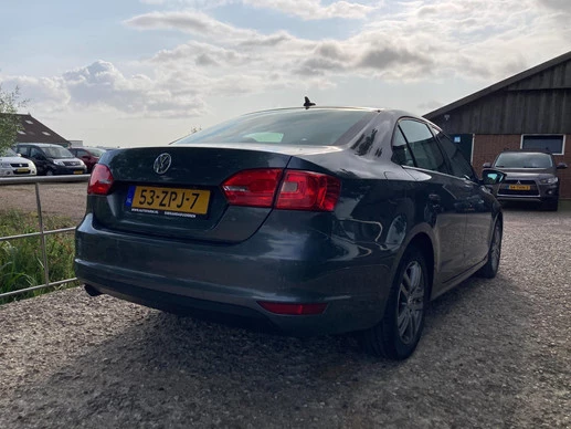 Volkswagen Jetta - Afbeelding 5 van 30