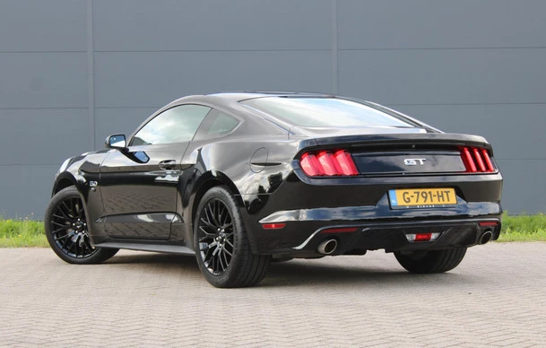 Ford Mustang - Afbeelding 3 van 30