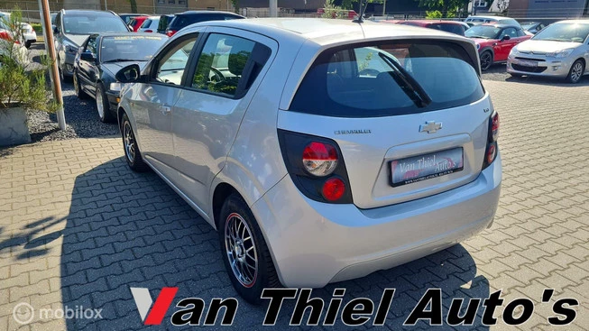 Chevrolet Aveo - Afbeelding 10 van 26