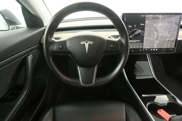 Tesla Model 3 - Afbeelding 6 van 29