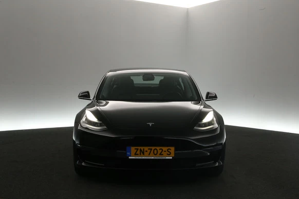 Tesla Model 3 - Afbeelding 26 van 29