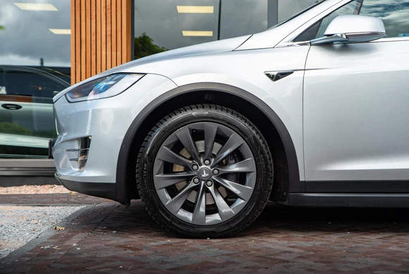 Tesla Model X - Afbeelding 8 van 30