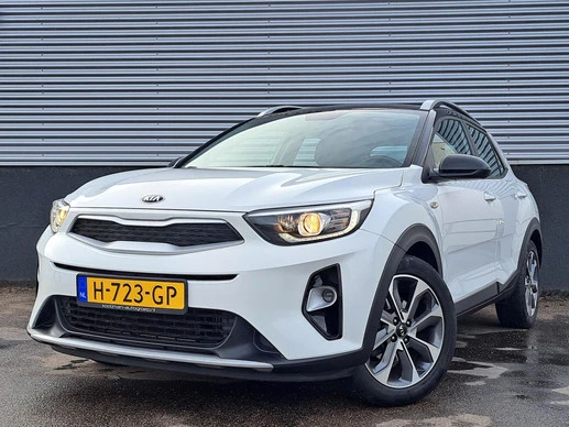 Kia Stonic - Afbeelding 1 van 30