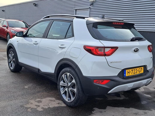 Kia Stonic - Afbeelding 14 van 30