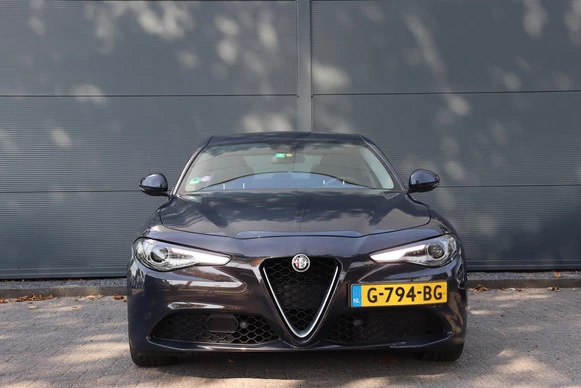 Alfa Romeo Giulia - Afbeelding 2 van 30