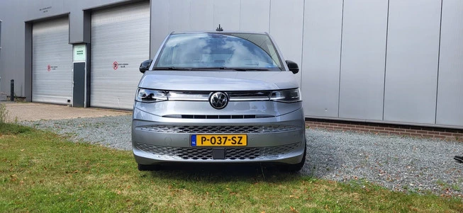 Volkswagen Multivan - Afbeelding 2 van 9