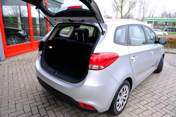 Kia Carens - Afbeelding 9 van 26