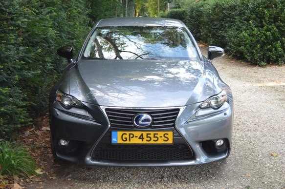 Lexus IS - Afbeelding 3 van 18