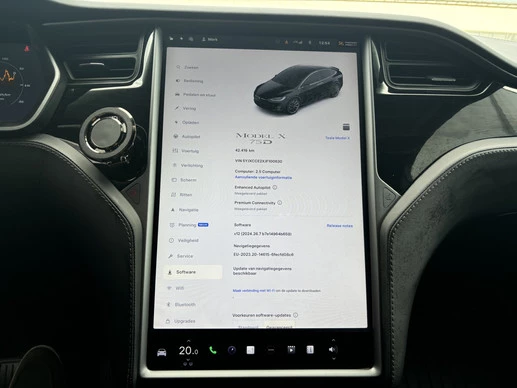 Tesla Model X - Afbeelding 28 van 30