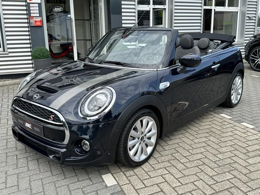 MINI Cooper S Cabrio - Afbeelding 1 van 30