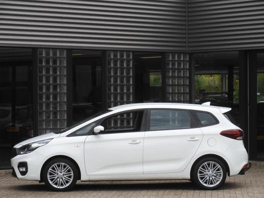 Kia Carens - Afbeelding 1 van 21