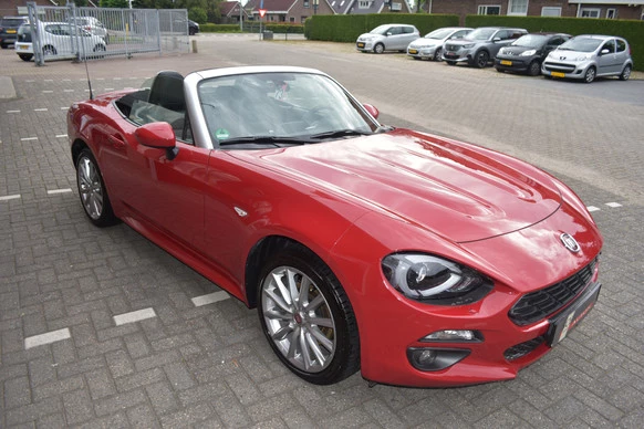 Fiat 124 Spider - Afbeelding 4 van 25