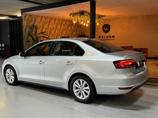 Volkswagen Jetta - Afbeelding 3 van 30