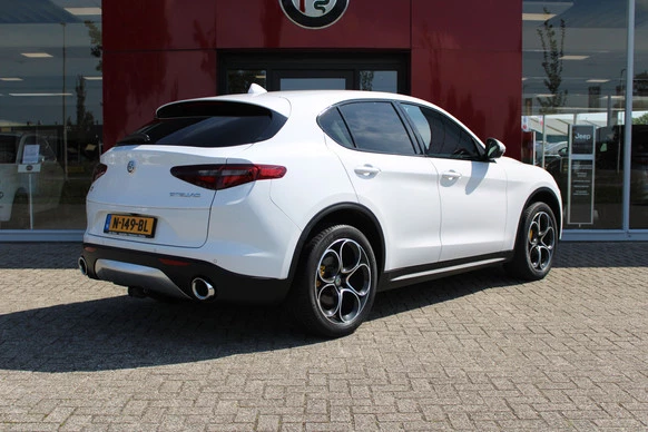 Alfa Romeo Stelvio - Afbeelding 4 van 30