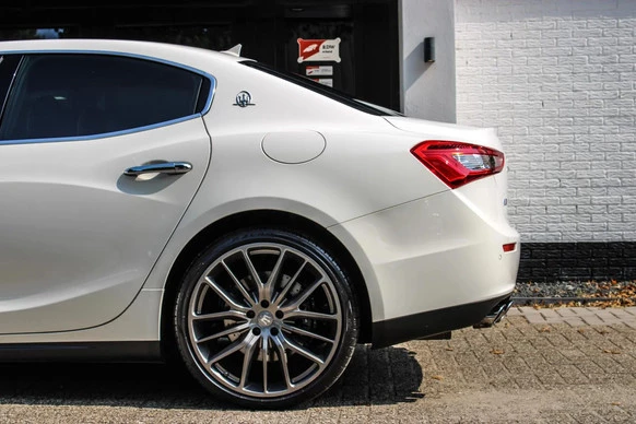 Maserati Ghibli - Afbeelding 7 van 24